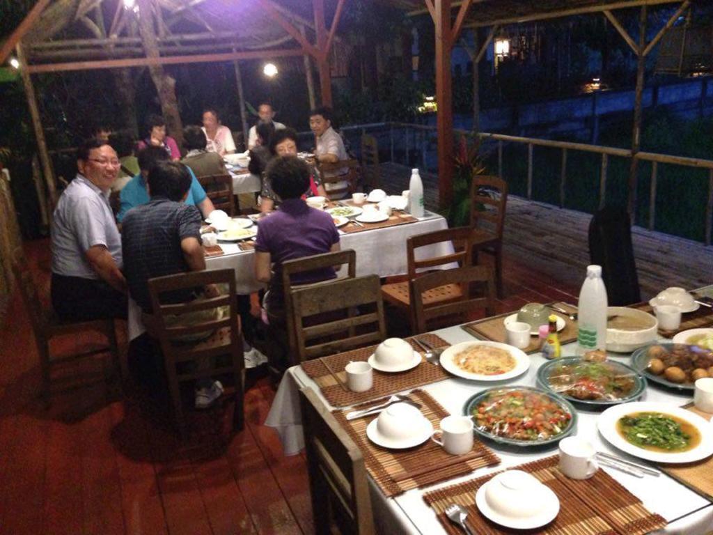 Palm Spa Village Resort Mae Rim Luaran gambar