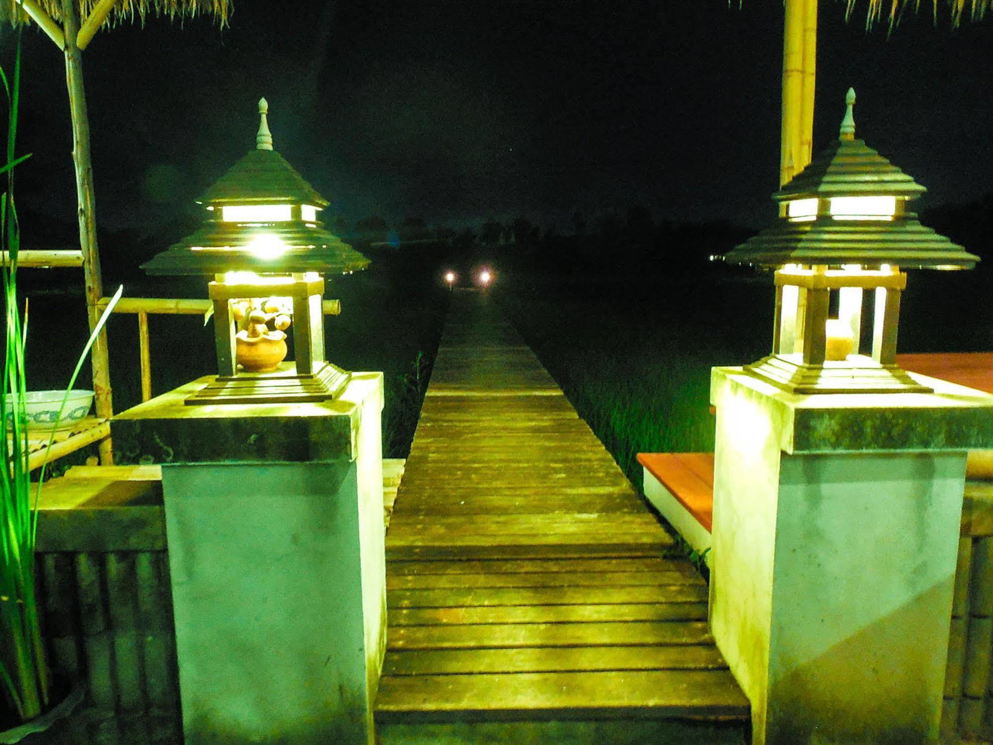 Palm Spa Village Resort Mae Rim Luaran gambar